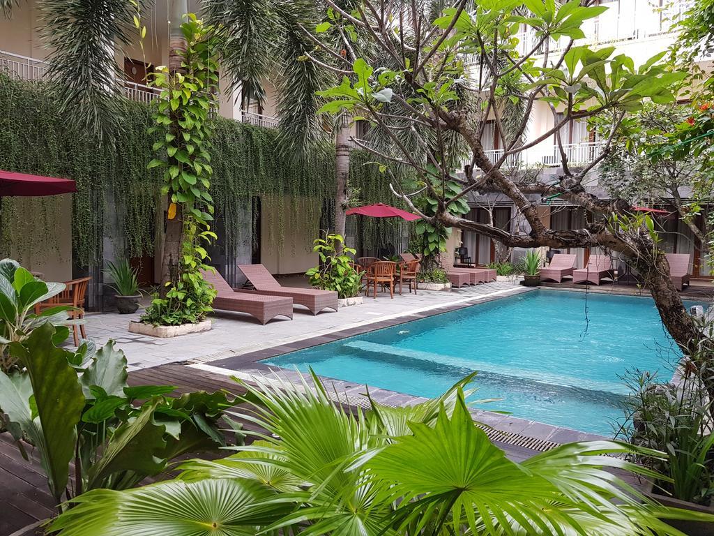 Vihan Suites Bali Kuta Lombok Exterior foto
